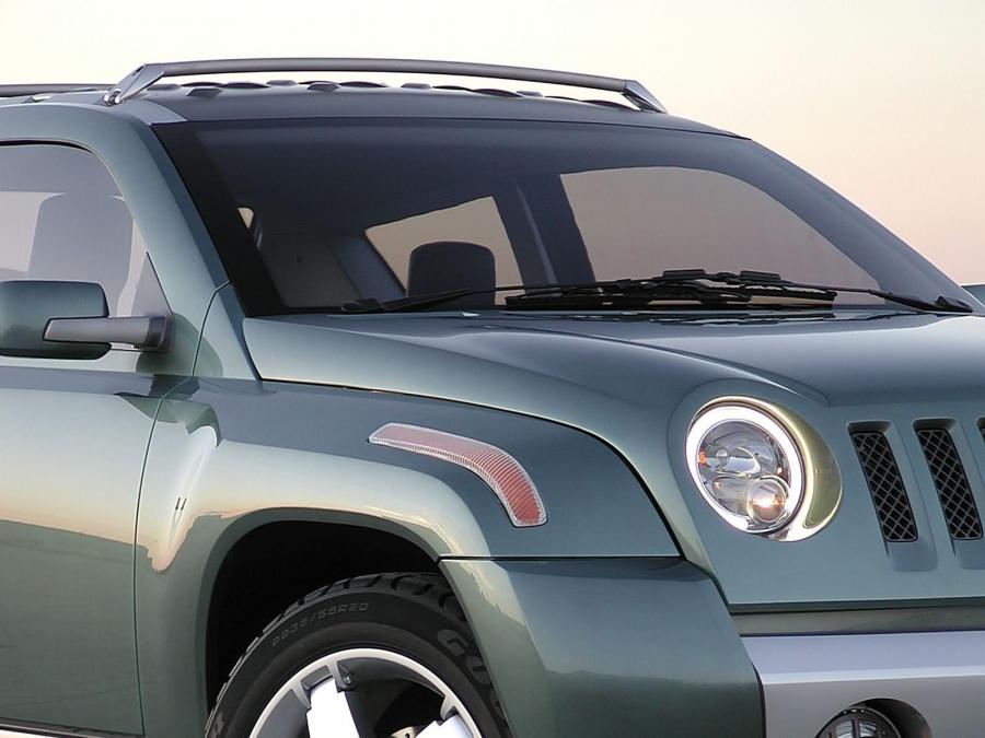  Jeep Compass Concept 2002 года  (фото 27 из 50)